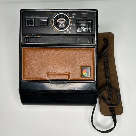 Kodak Colorburst 200 Instant Camera With Manual, Bag and Flashes - Picture 2 of 14